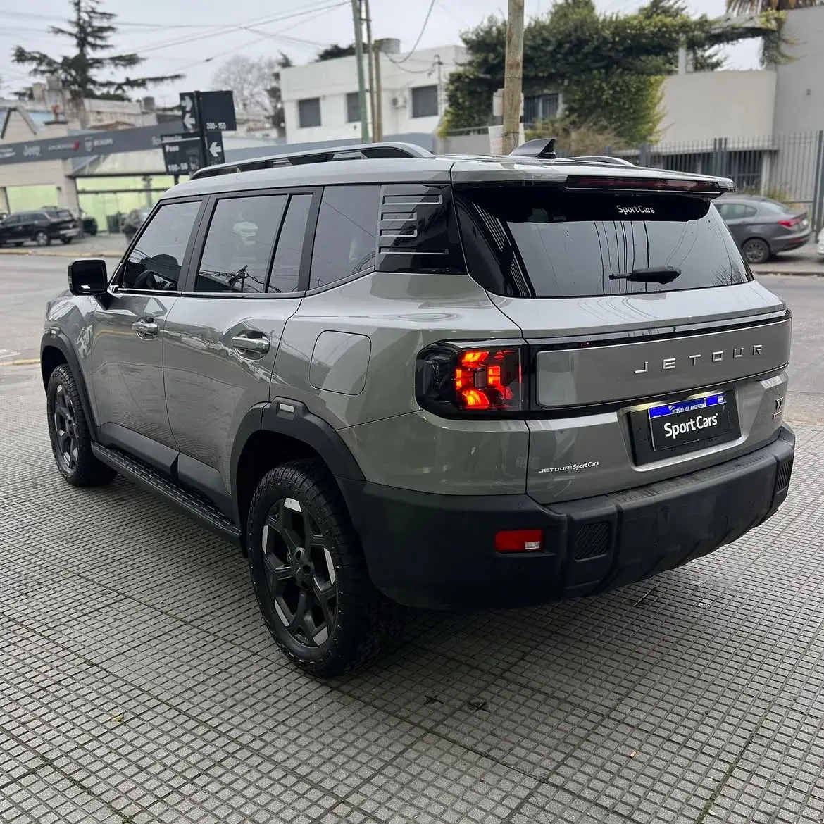 Jetour T1 2.0T 4X4 At8 2026 - foto 3
