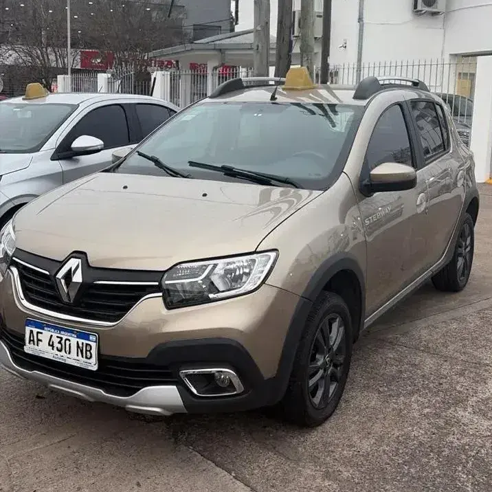 Renault Sandero Stepway 1.6 16V Zen 2022 - foto 1