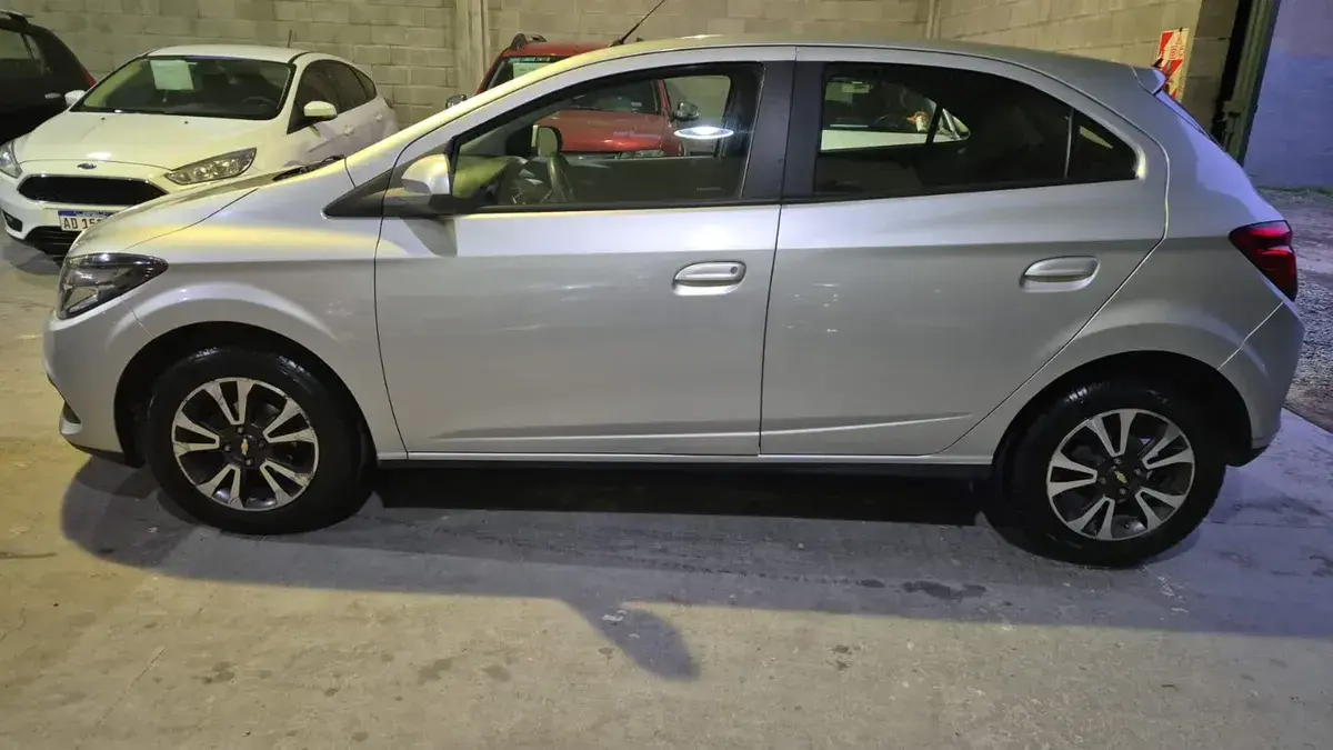Chevrolet Onix 1.4 Ltz Mt 98Cv 2015 - foto 4