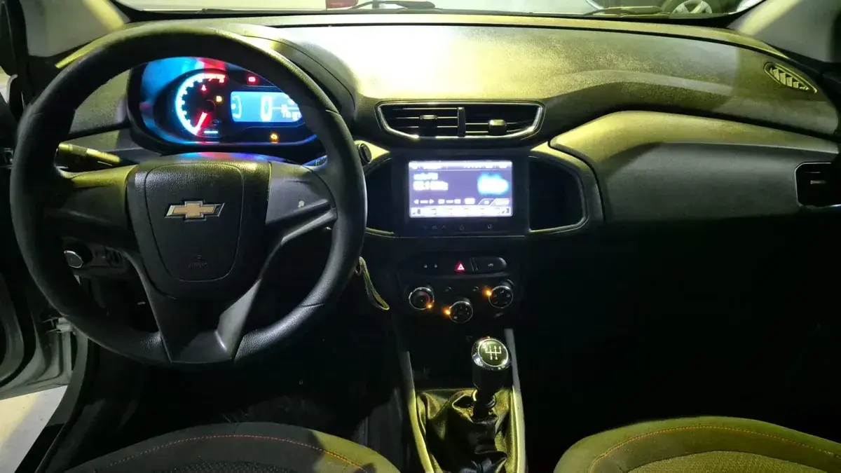 Chevrolet Onix 1.4 Ltz Mt 98Cv 2015 - foto 5