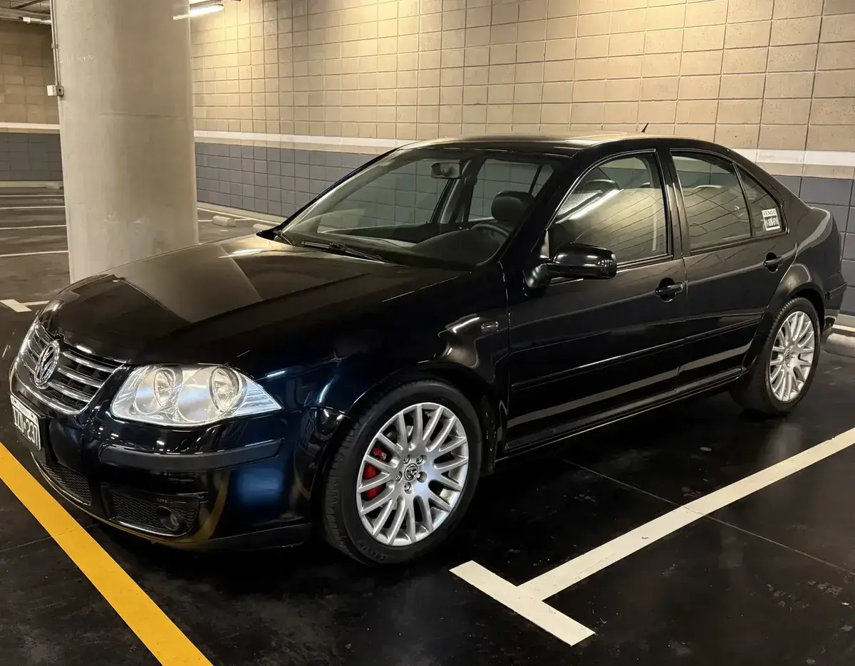 Volkswagen Bora 1.8 Highline T 180Cv Cuero 2010 - foto 1