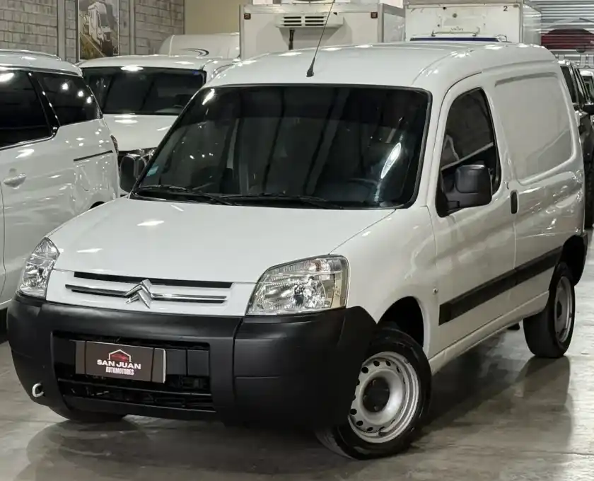 Citroën Berlingo Furgon 1.6 Bussines Hdi 92Cv 2023 - foto 1