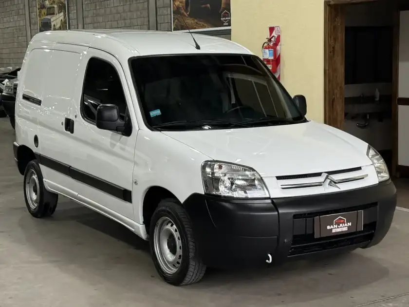 Citroën Berlingo Furgon 1.6 Bussines Hdi 92Cv 2023 - foto 2