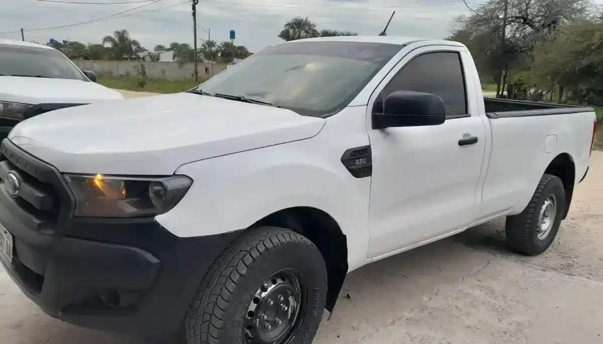 Ford Ranger 2022 - foto 1