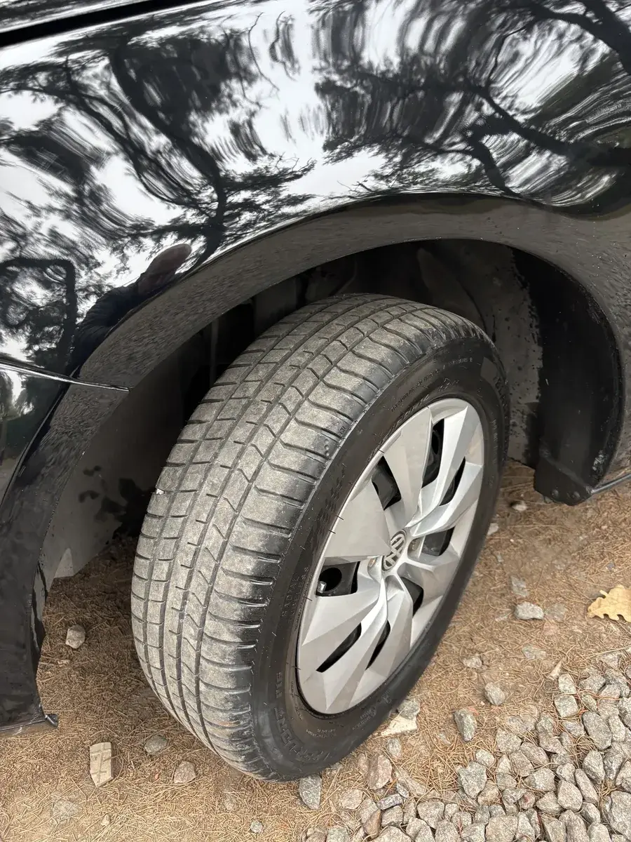 Volkswagen Voyage 1.6 Comfortline 101Cv 2013 - foto 4