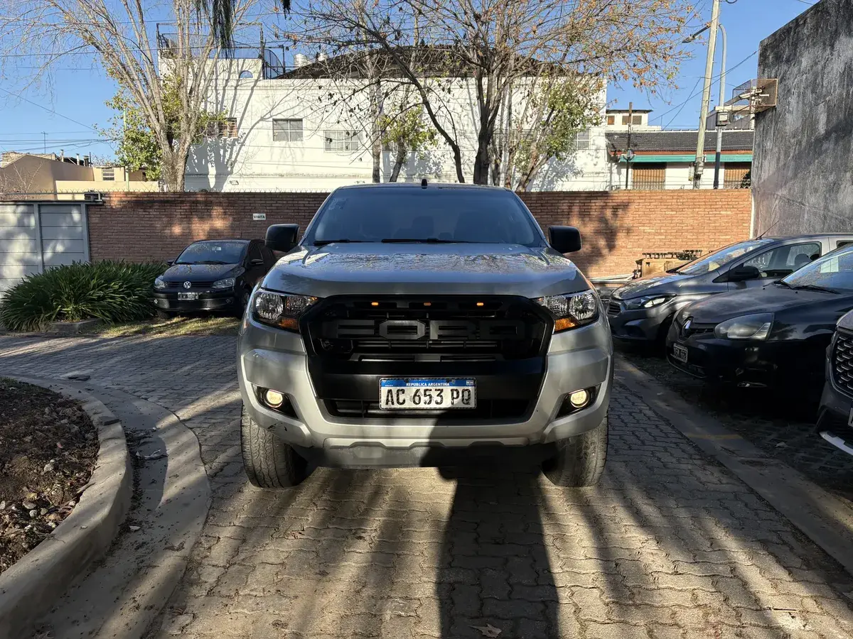Ford Ranger 3.2 Cd Xls Tdci 200Cv Manual 4X2 2018 - foto 2