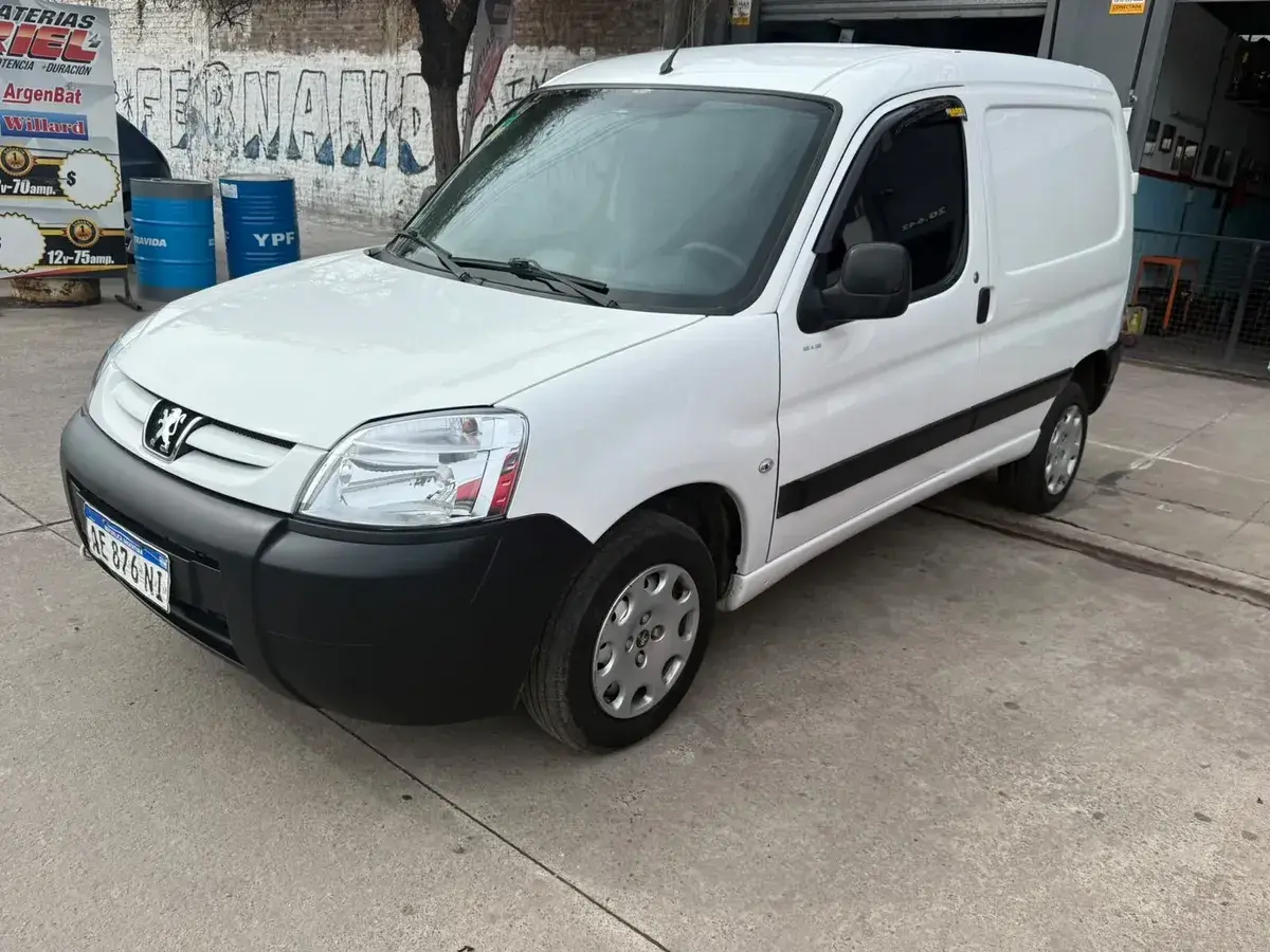 Peugeot Partner 1.6 Furgon Confort 2021 - foto 5