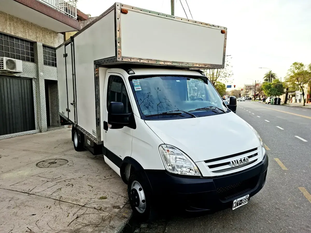 Iveco Daily 3.0 Chasis Cs 136Cv 35C14 3750 2013 - foto 4