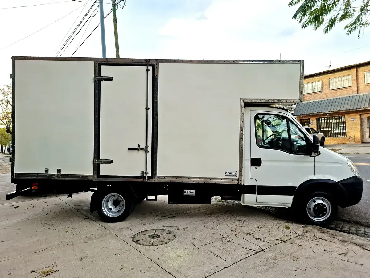 Iveco Daily 3.0 Chasis Cs 136Cv 35C14 3750 2013 - foto 5