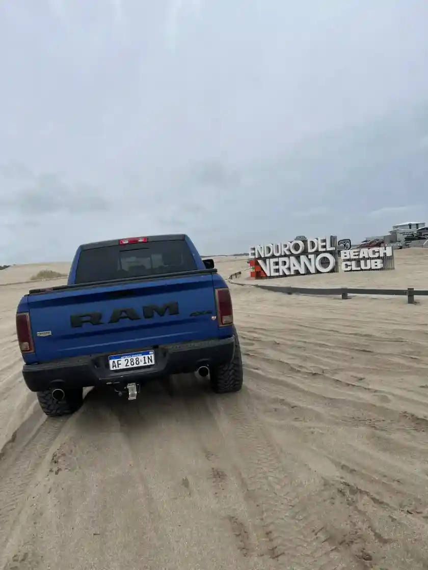 Ram 1500 5.7 Laramie Atx V8 2022 - foto 5