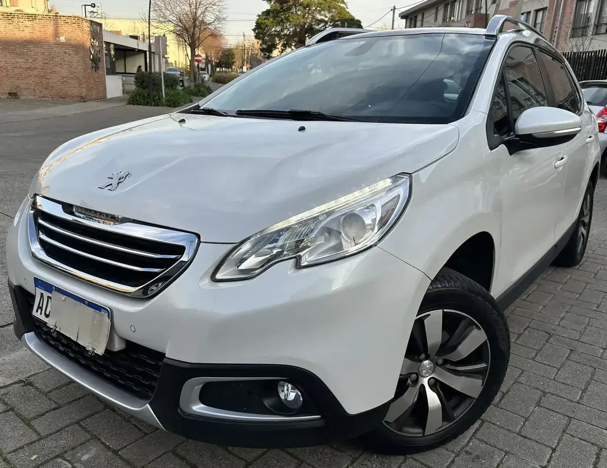 Peugeot 2008 1.6 Feline Tiptronic Tc 2018 - foto 1