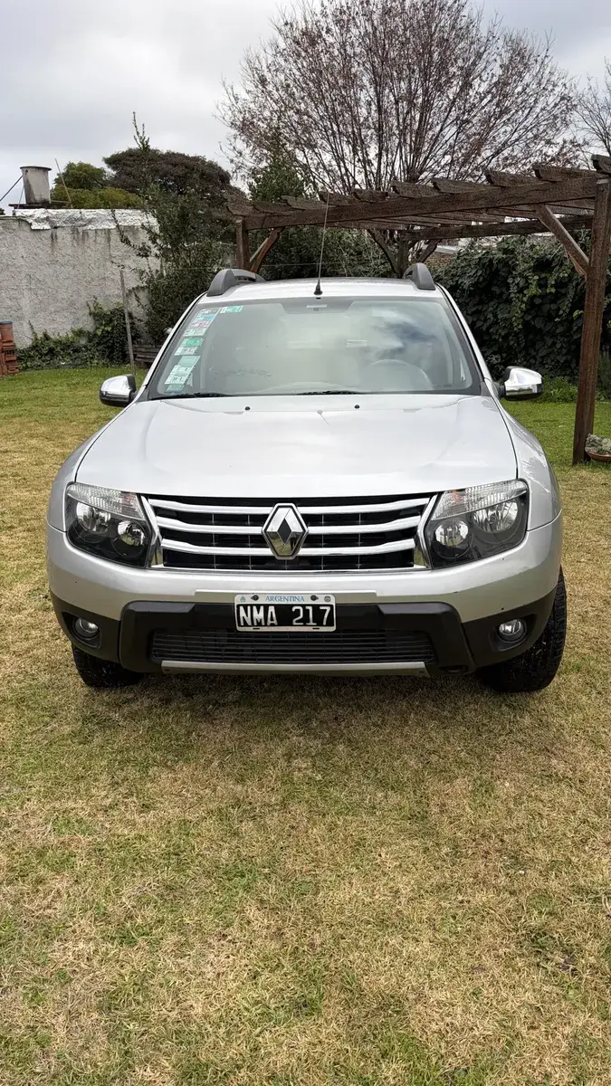 Renault Duster 2.0 4X4 Luxe Nav 138Cv 2014 - foto 2