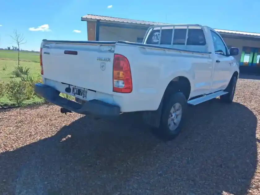 Toyota Hilux Pick-Up 2.5 Cs Dx I 120Cv 4X2 2011 - foto 3