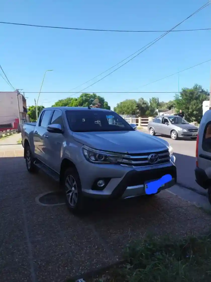 Toyota Hilux Srx 2.8Tdi 6 At 2016 - foto 2