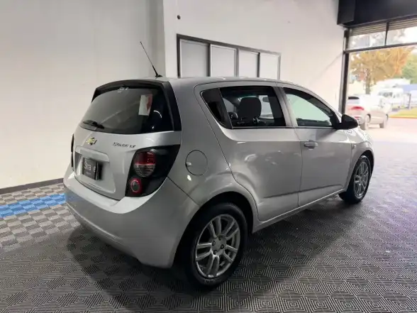 Chevrolet Sonic 1.6 Ltz 5 P Manual 2012 - foto 5