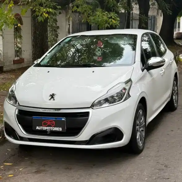 Peugeot 208 1.6 Active 2018 - foto 1