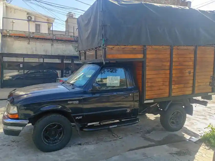 Ford F-100 2.5 I Xlt 1998 - foto 2