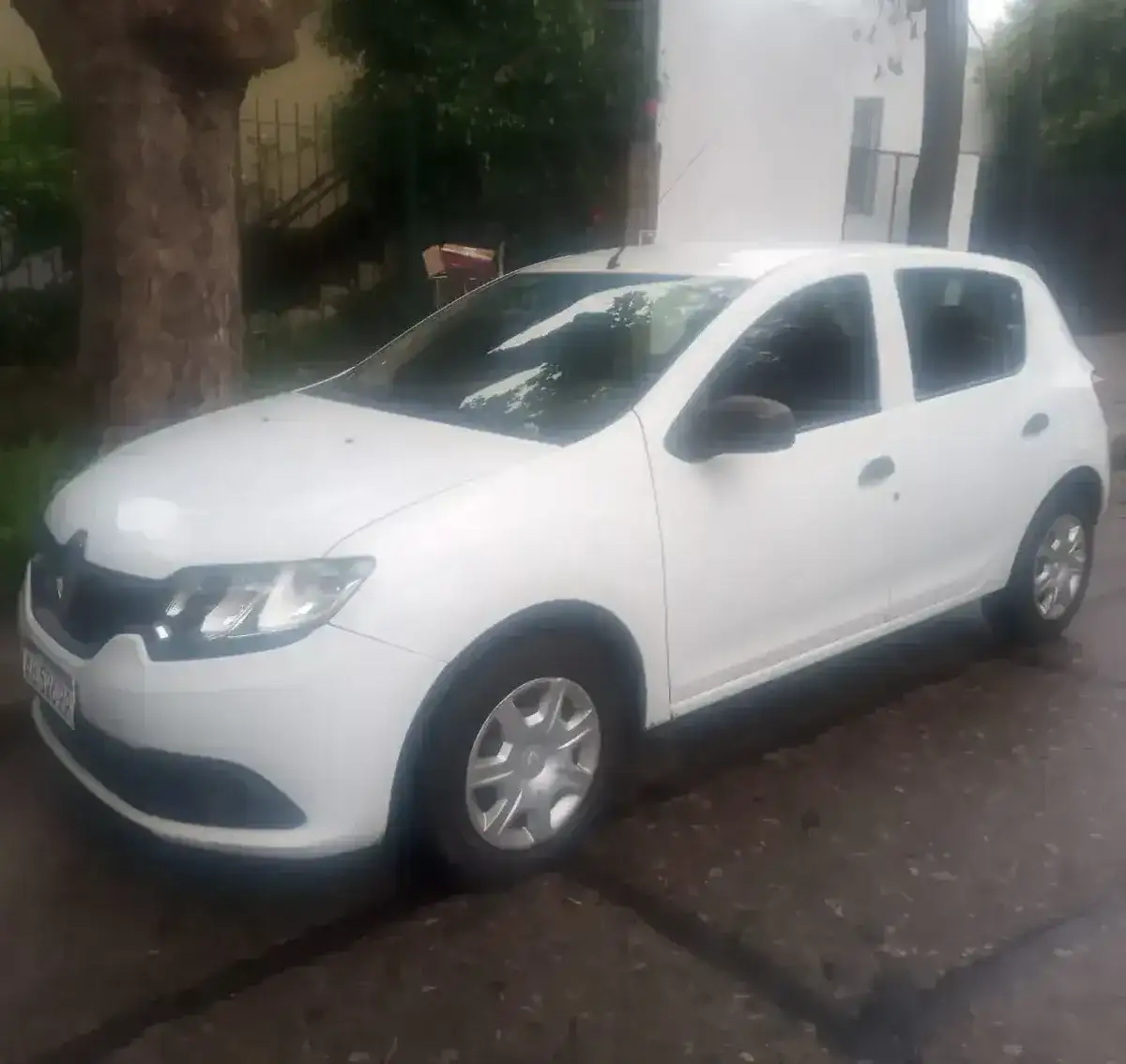 Renault Sandero 1.6 Expression 90Cv 2017 - foto 1