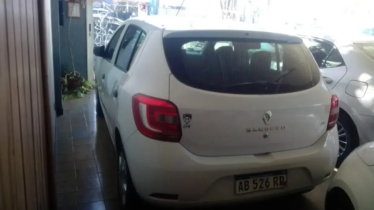 Renault Sandero 1.6 Expression 90Cv 2017 - foto 4