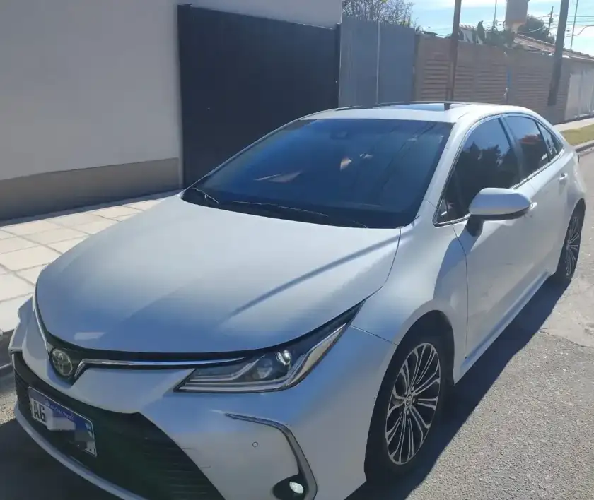 Toyota Corolla 2024 - foto 1