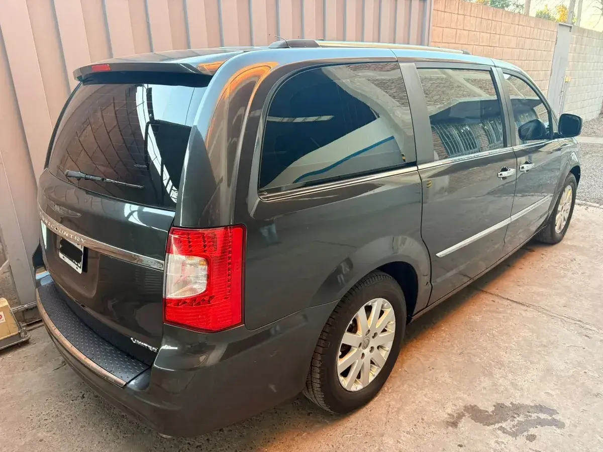 Chrysler Town &Amp; Country 3.6 Limited Atx 2012 - foto 4