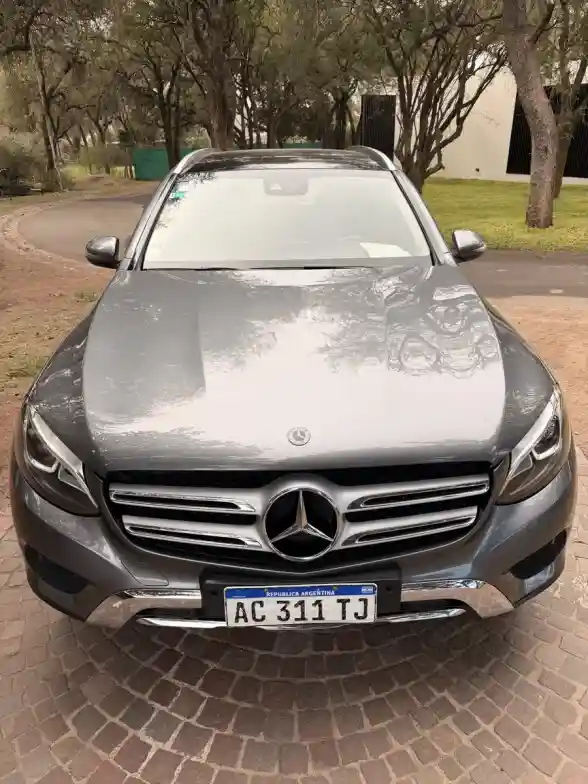 Mercedes-Benz Clase Glc 2.0 Glc250 300 4Matic Atomático 2018 - foto 2