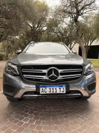 Mercedes-Benz Clase Glc 2.0 Glc250 300 4Matic Atomático 2018 - foto 4