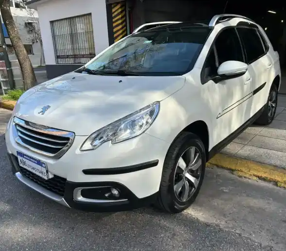 Peugeot 2008 1.6 Feline 2018 - foto 1