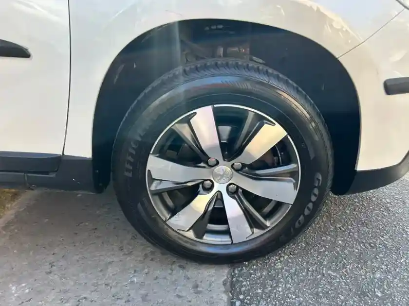 Peugeot 2008 1.6 Feline 2018 - foto 4