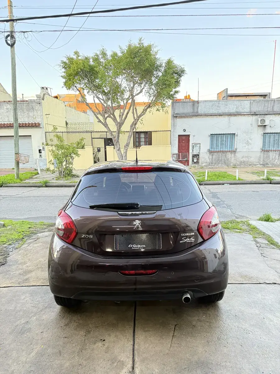 Peugeot 208 1.6 Allure Nav Tiptronic 2016 - foto 5