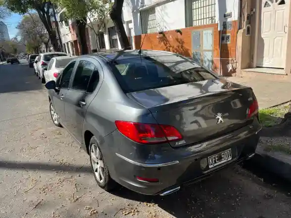 Peugeot 408 2.0 Allure Plus 143Cv 2011 - foto 4
