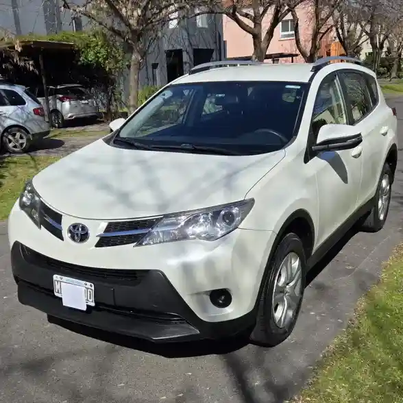 Toyota RAV4 2013 - foto 1