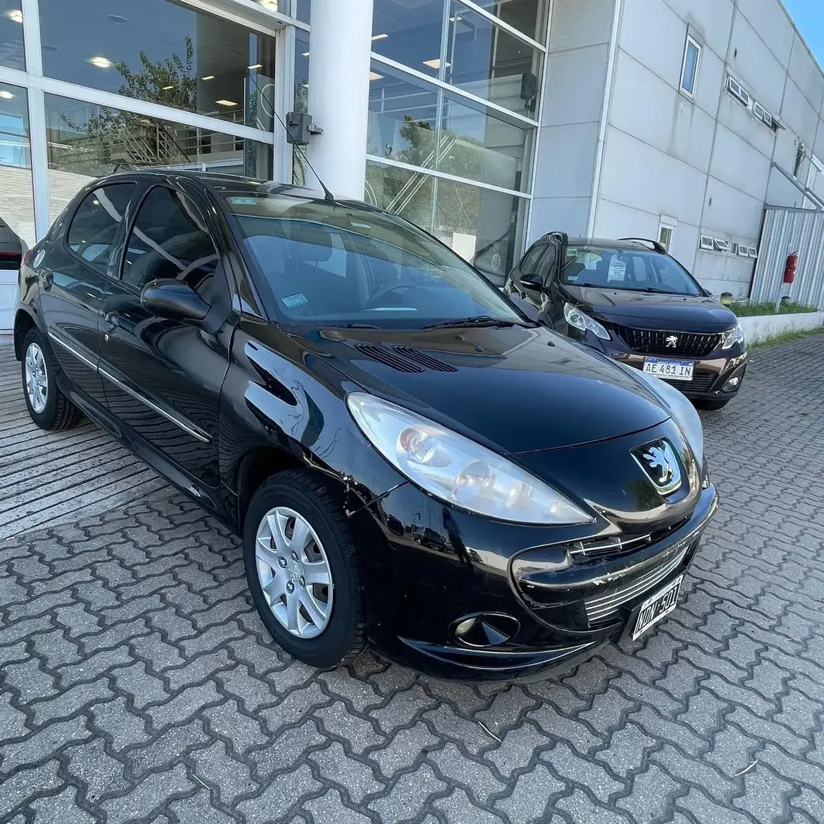 Peugeot 207 1.4 Allure 75Cv 5P 2013 - foto 2