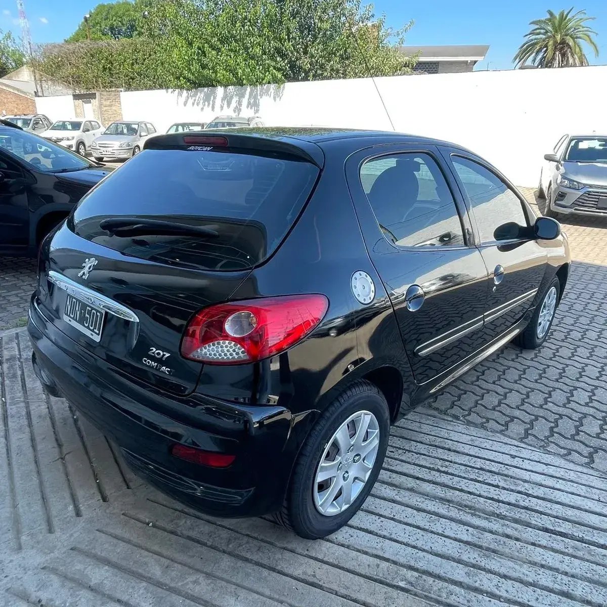 Peugeot 207 1.4 Allure 75Cv 5P 2013 - foto 4