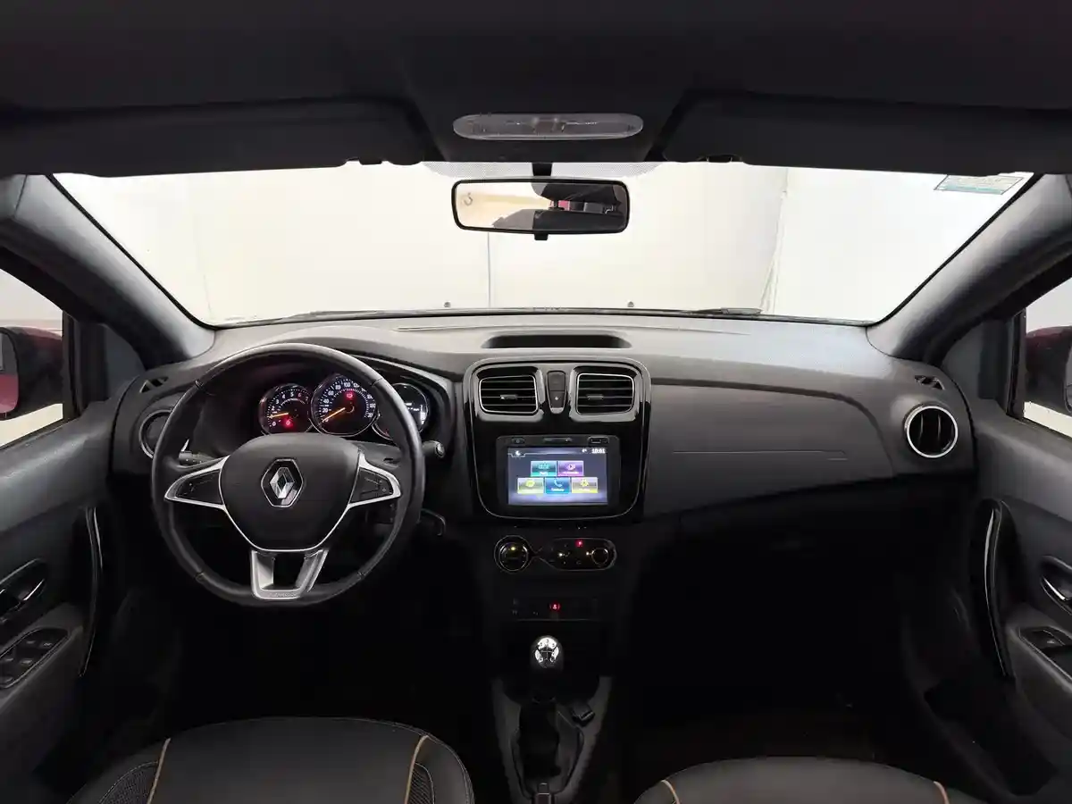 Renault Stepway 1.6 Intens L19 2022 - foto 2