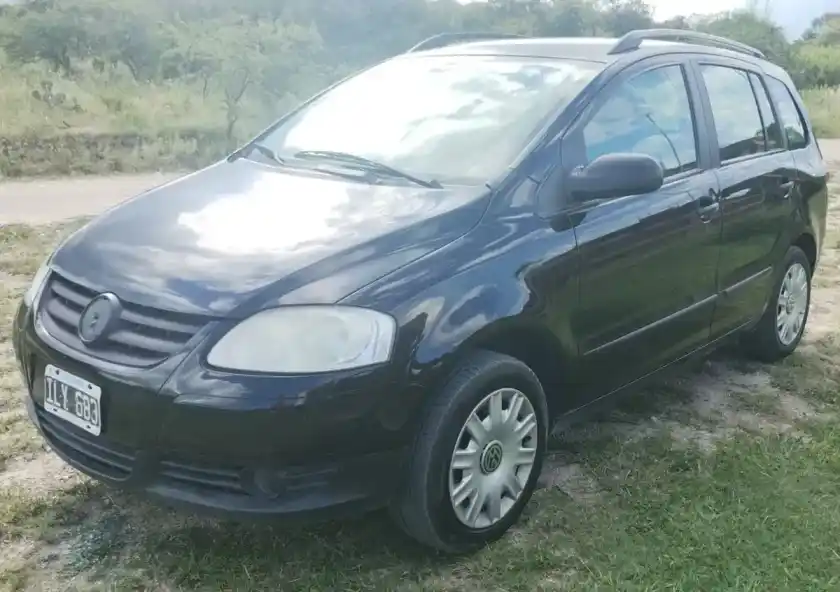 Volkswagen Suran 2009 - foto 1