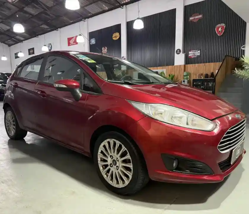 Ford Fiesta Kinetic 1.6 Se 120Cv 2016 - foto 1