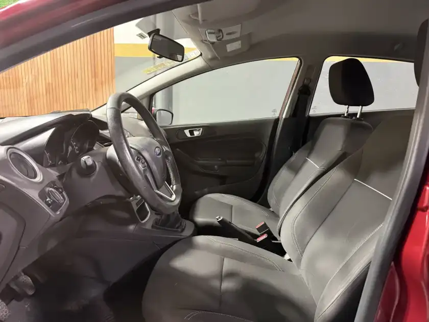 Ford Fiesta Kinetic 1.6 Se 120Cv 2016 - foto 5