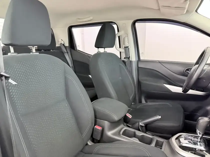 Nissan Frontier 2.3 4X4 Dc X-Gear L20 2022 - foto 3