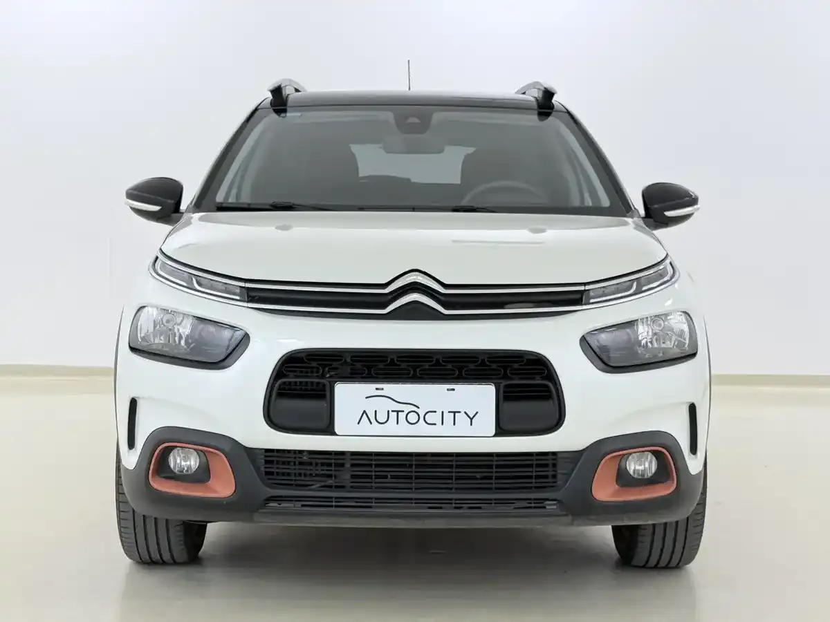 Citroën C4 Cactus 1.6 Thp Shine At6 Bt 2024 - foto 2
