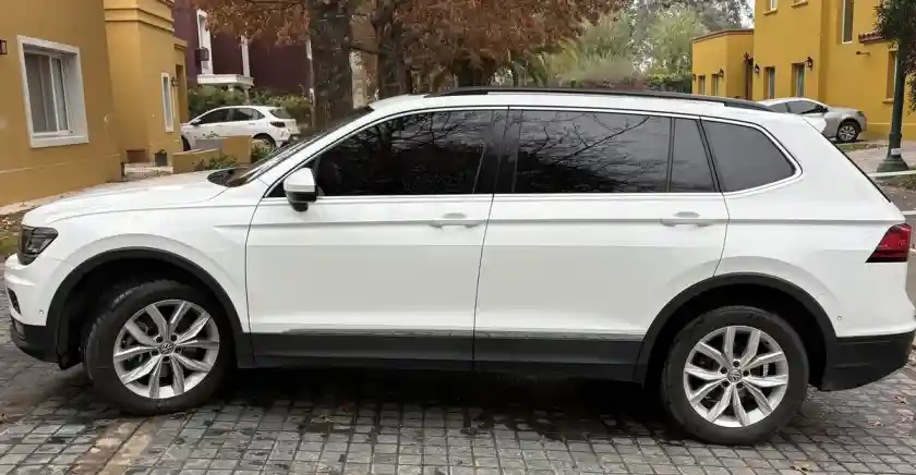 Volkswagen Tiguan Allspace 2.0 Tsi Comfortline Dsg 2018 - foto 3