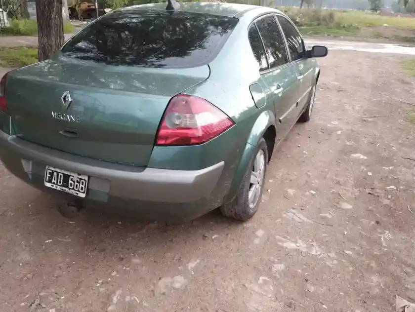 Renault Mégane Ii 1.9 Confort Dci 2005 - foto 2