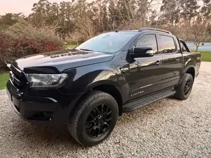 Ford Ranger Black Edition Cabina Doble 4X4 Diesel At 2019 - foto 2