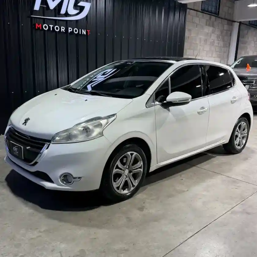 Peugeot 208 1.6 Feline Pack Cuir 2015 - foto 1