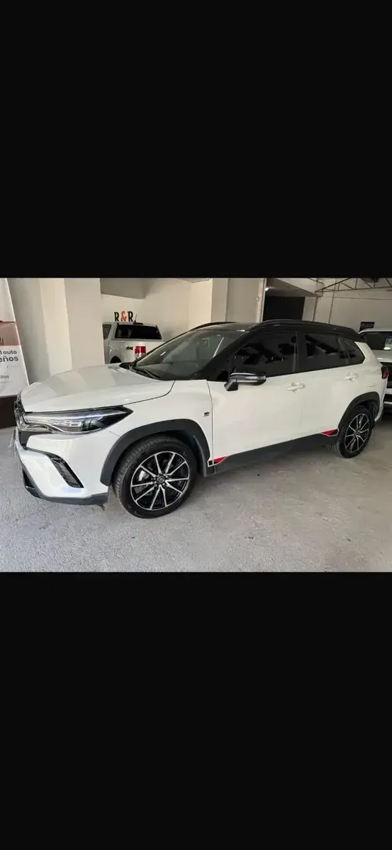 Toyota Corolla Cross 2.0 Grs Cvt 170Cv 2023 - foto 2