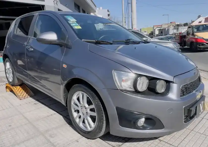 Chevrolet Sonic 1.6 Lt 2013 - foto 4