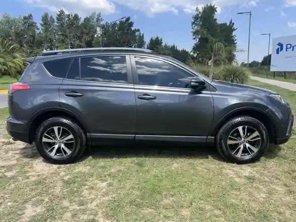 Toyota Rav4 2.5 Vx 2017 - foto 4