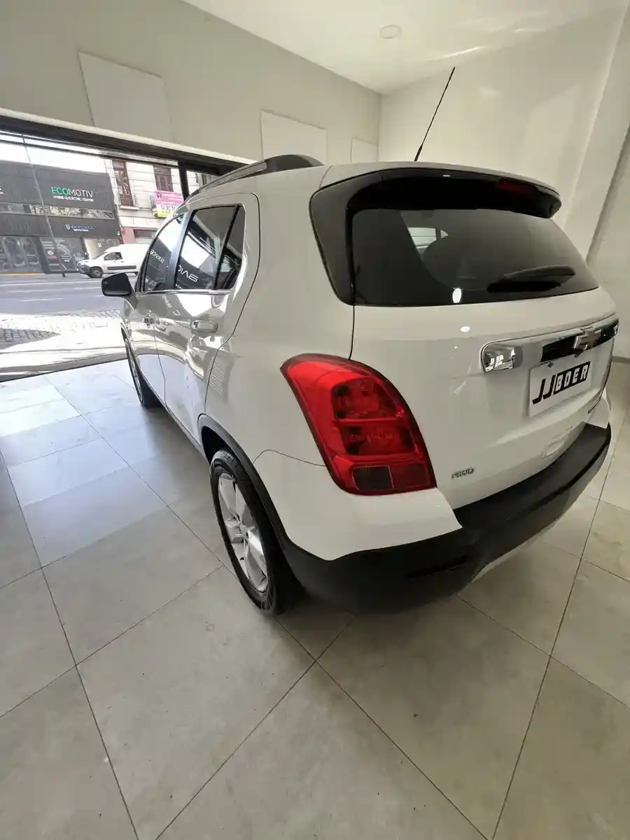 Chevrolet Tracker 1.8 Ltz+ Awd At 140Cv 2014 - foto 3