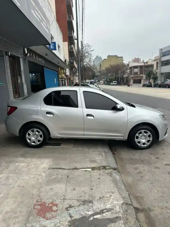 Renault Logan 1.6 16V Life 2020 - foto 3