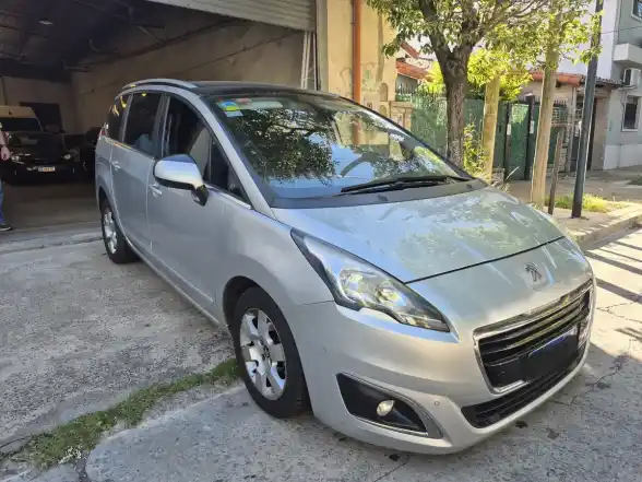 Peugeot 5008 1.6 Feline B/Techo Tiptronic 2016 - foto 2